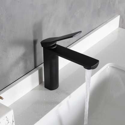 Slick Square Slight Curve Faucet