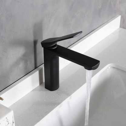 Elegant Vanity Faucet - Pop up drain with overflow included