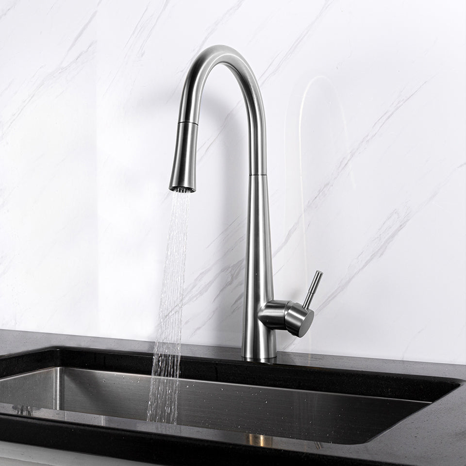 Elegant Kitchen Faucet - 16" Magnetic sprayer